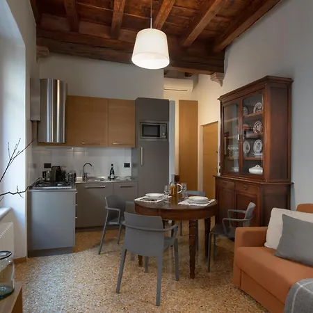 罗佳玛姬儿公寓