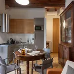 Residenza Roccamaggiore *