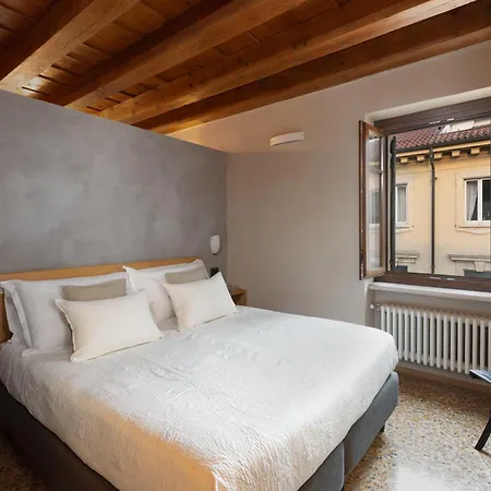Residenza Roccamaggiore *