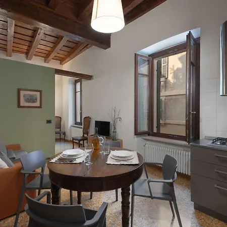 Residenza Roccamaggiore *