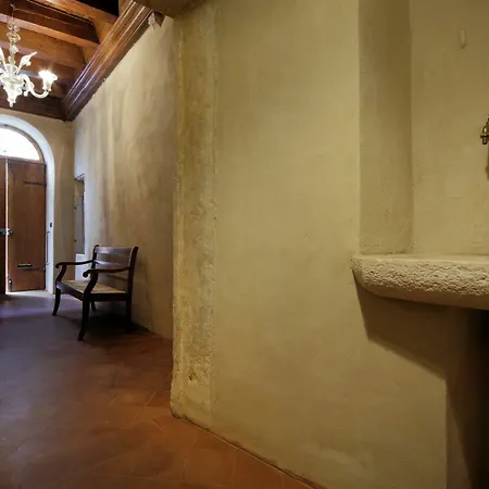 Residenza Roccamaggiore Apartment
