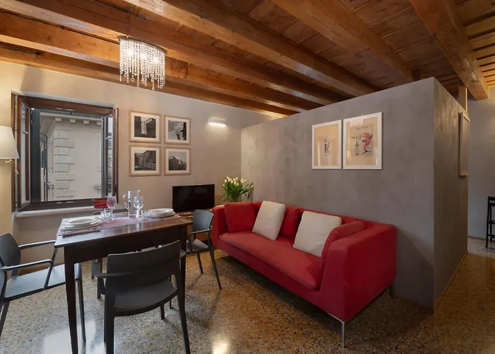 Residenza Roccamaggiore Verona