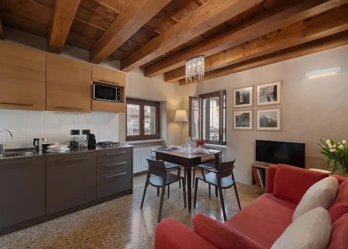 Residenza Roccamaggiore Appartamento Verona