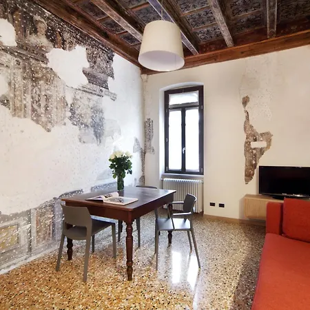 Residenza Roccamaggiore Apartamento *