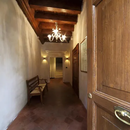 Residenza Roccamaggiore Verona